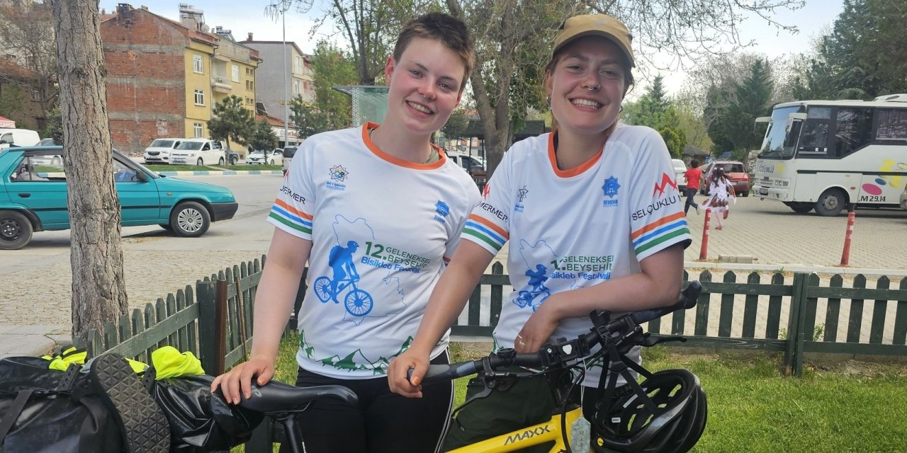 Hollanda'dan yola çıktılar, Konya'da mola verdiler