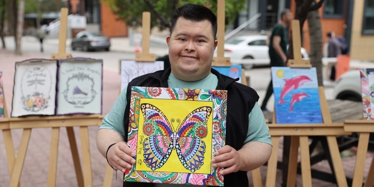 Kanserle mücadelenin zorluklarını sanatla aştı