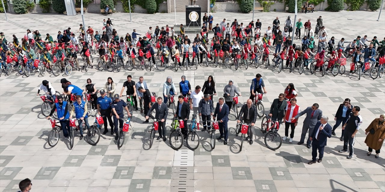 İlçe protokolü sağlıklı yaşam için pedal çevirdi