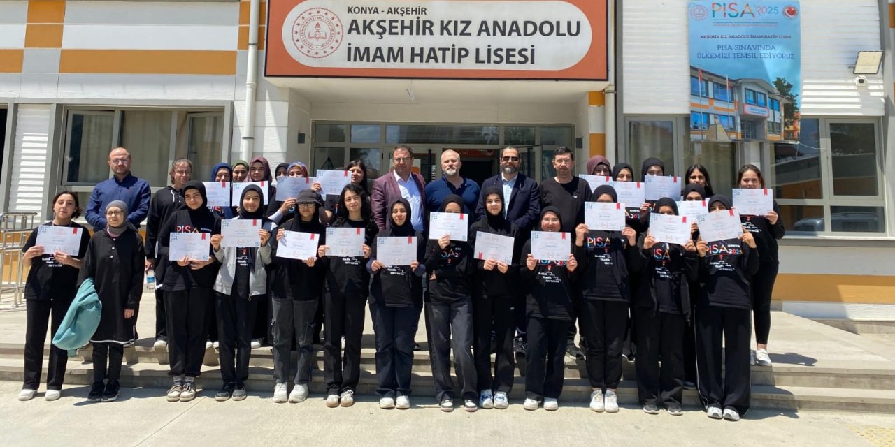 Akşehir'deki okul Pisa'da Türkiye'yi temsil edecek