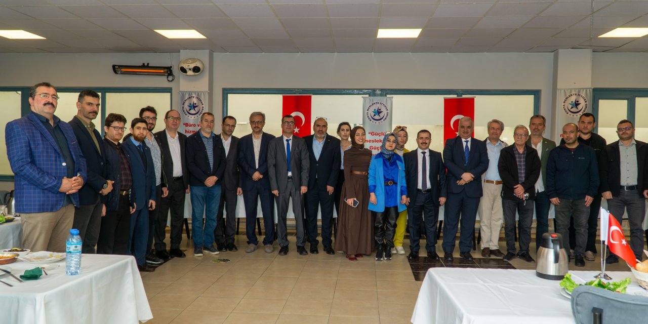 Seçime hazırlanan Ayvaz, projelerini anlattı