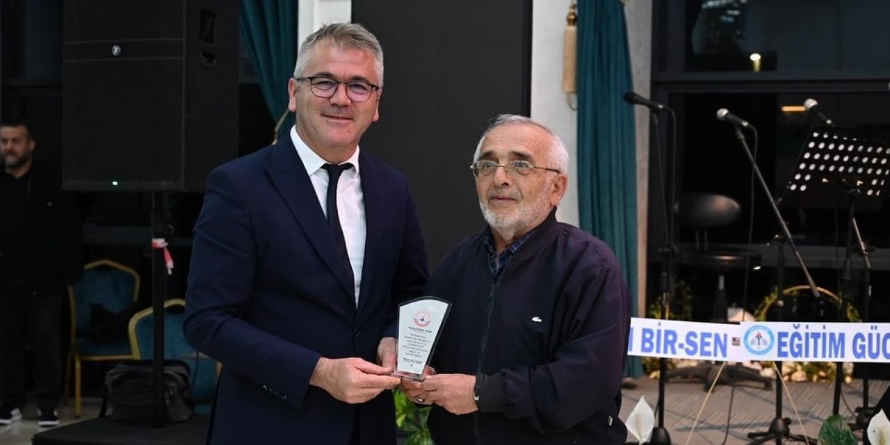 Seydişehir'de emekli öğretmenlere vefa gecesi