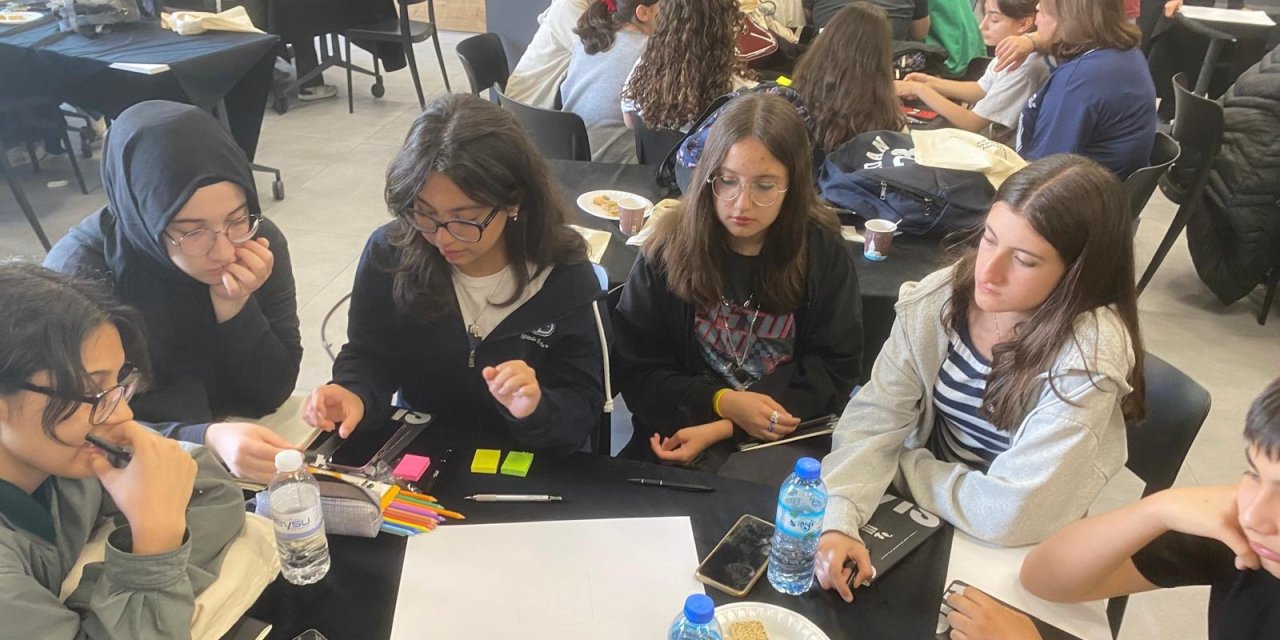 Konya'da 'Fikir Kuluçka Eğitim Kampı' sürüyor