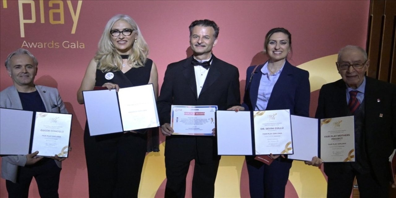 TVF’nin Dünya Fair-Play ödülünü Konyalı isim aldı