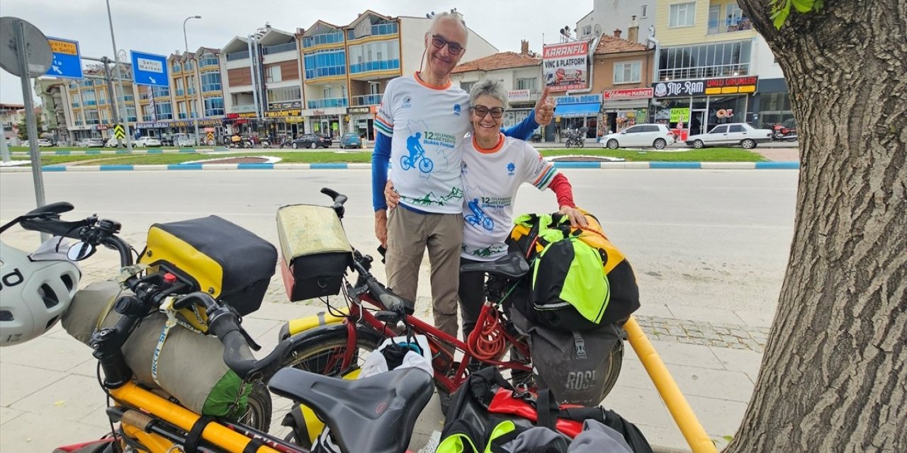 Bisiklet tutkunu yabancı turistlerin mola yeri Beyşehir