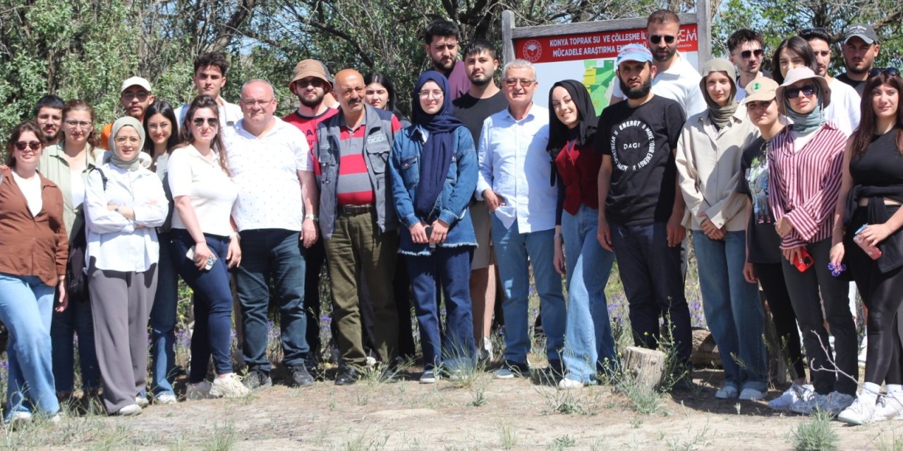 Tekirdağlı üniversiteliler Konya’yı gezdi