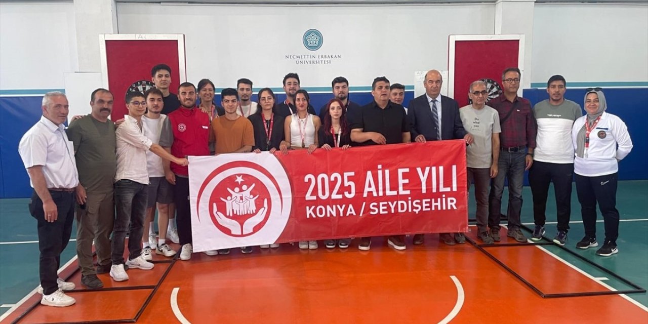 Seydişehir'de ailelere özel dart turnuvası