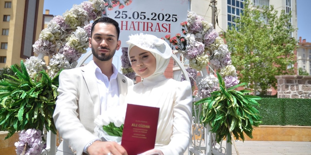 Konya'da bugün evlenen evlenene!