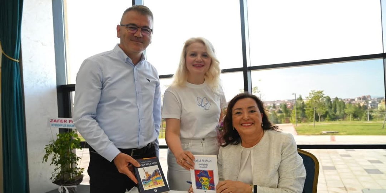 Seyman, Seydişehir'de kitaplarını imzaladı