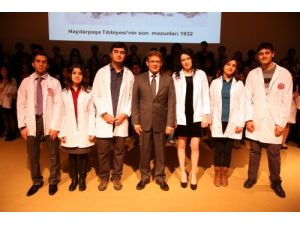 Tıp Öğrencileri Beyaz Önlük Giydi