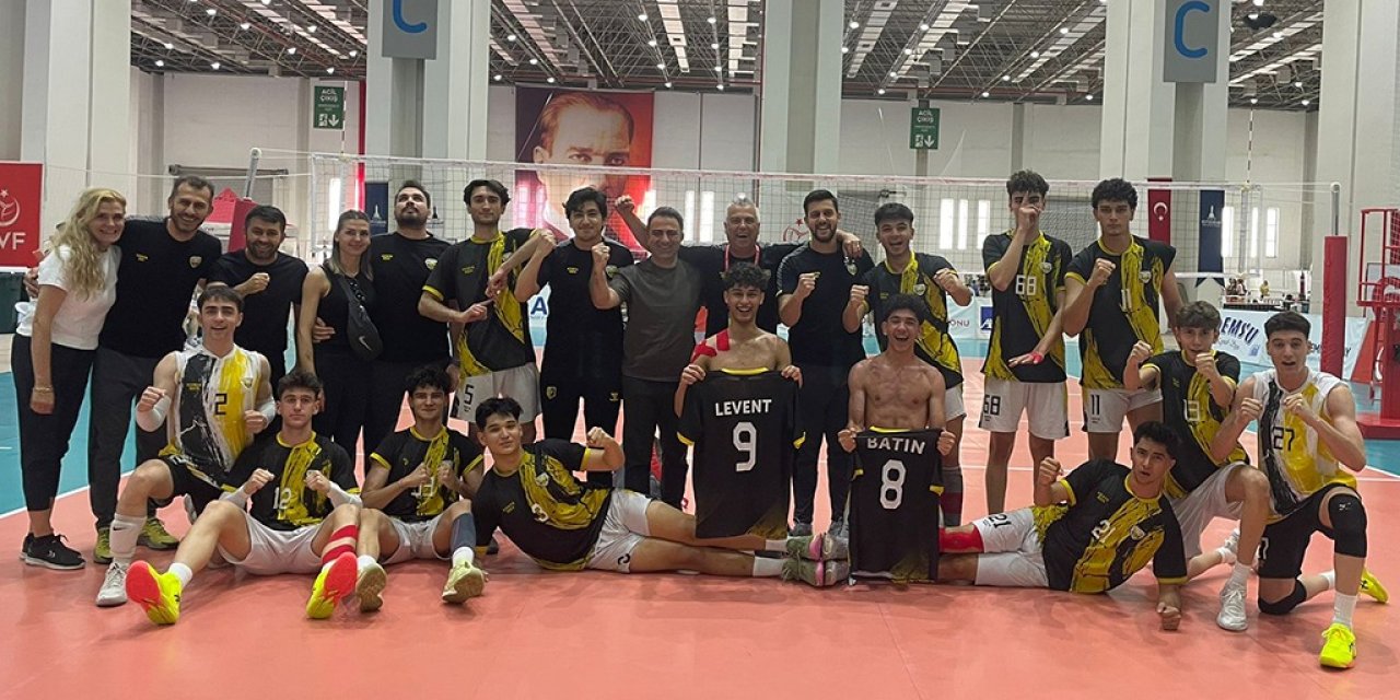 Büyükşehir Belediyespor voleybolda son 8’de