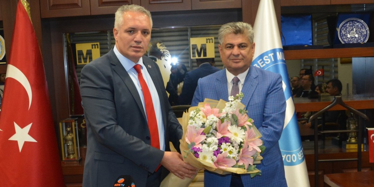 Konya SMMMO’da bayrak değişimi yapıldı