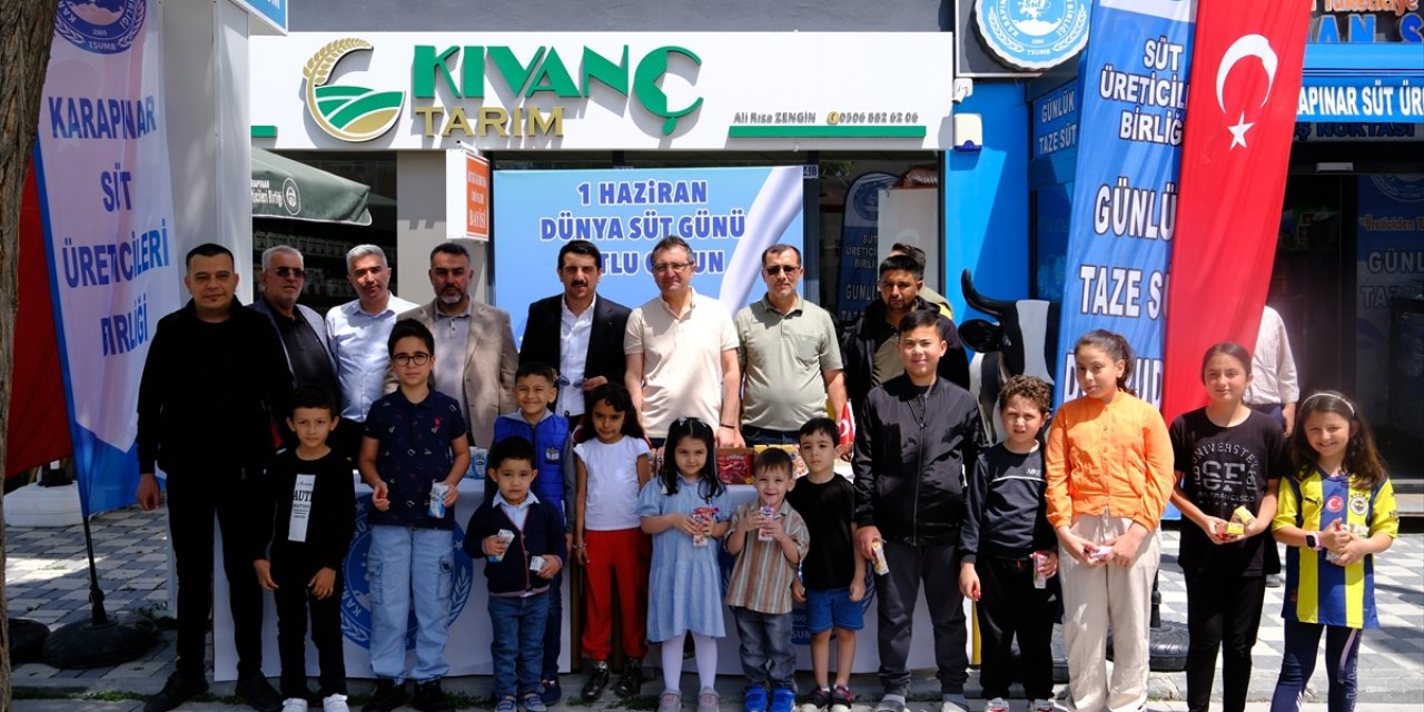 Konya'da ücretsiz süt dağıtıldı