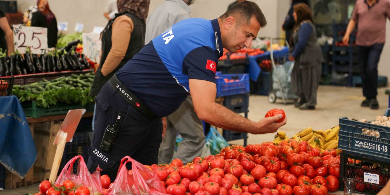 Konya'da bayram öncesi pazarlara sıkı denetim