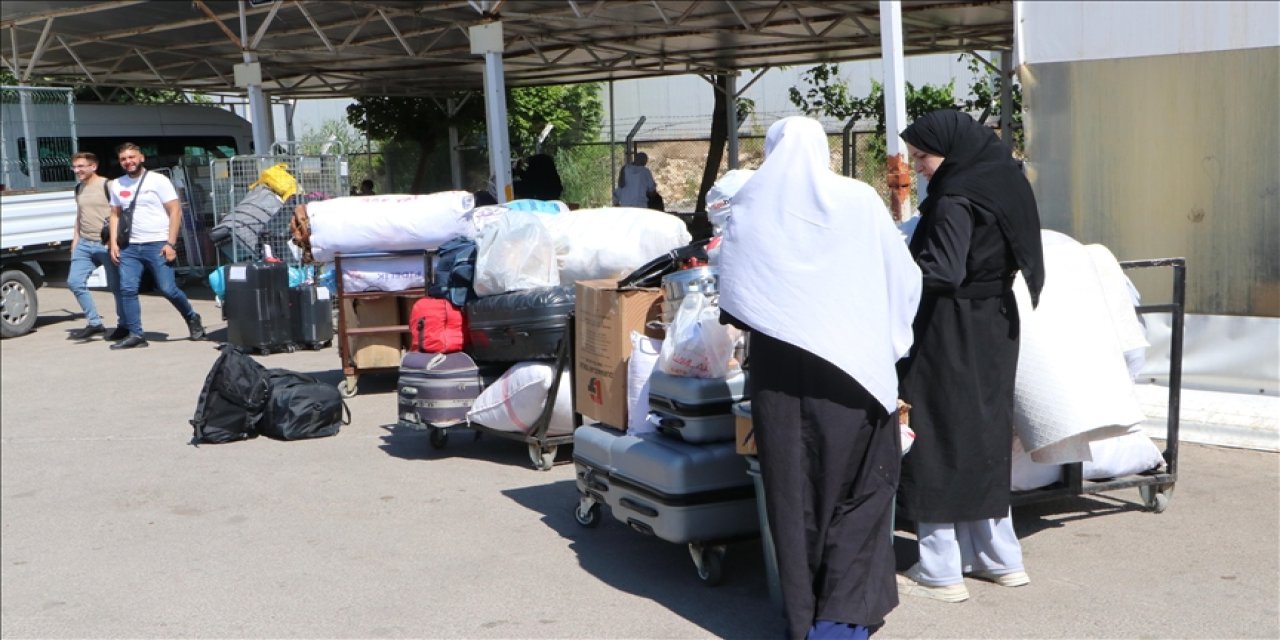 Türkiye'deki Suriyelilerin Kilis'ten ülkelerine dönüşü sürüyor