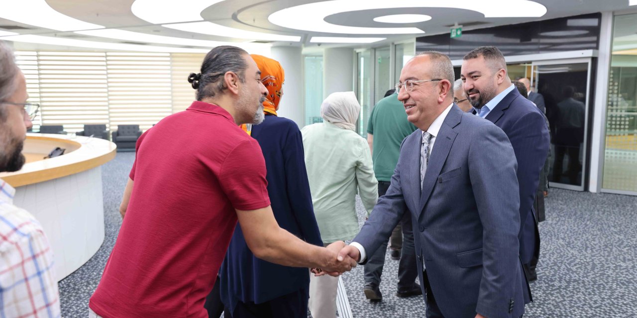 Kavuş bayramlaşmada ekip ruhunu anlattı