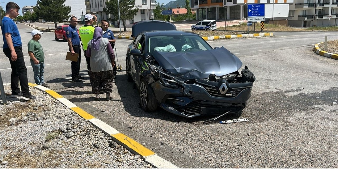 Konya'da bayramda kaza! Ölümden döndüler