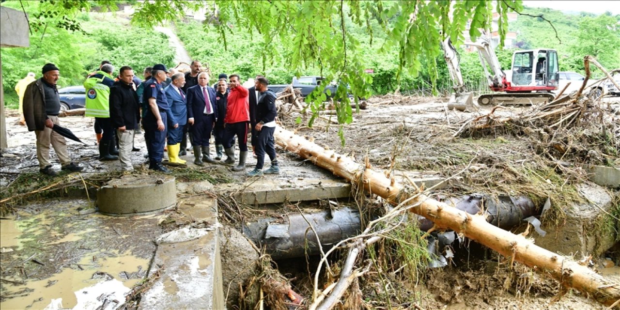 AFAD: Trabzon'daki sel ve taşkın sonrası 120 kişinin acil ihtiyaçları için destek sağlandı