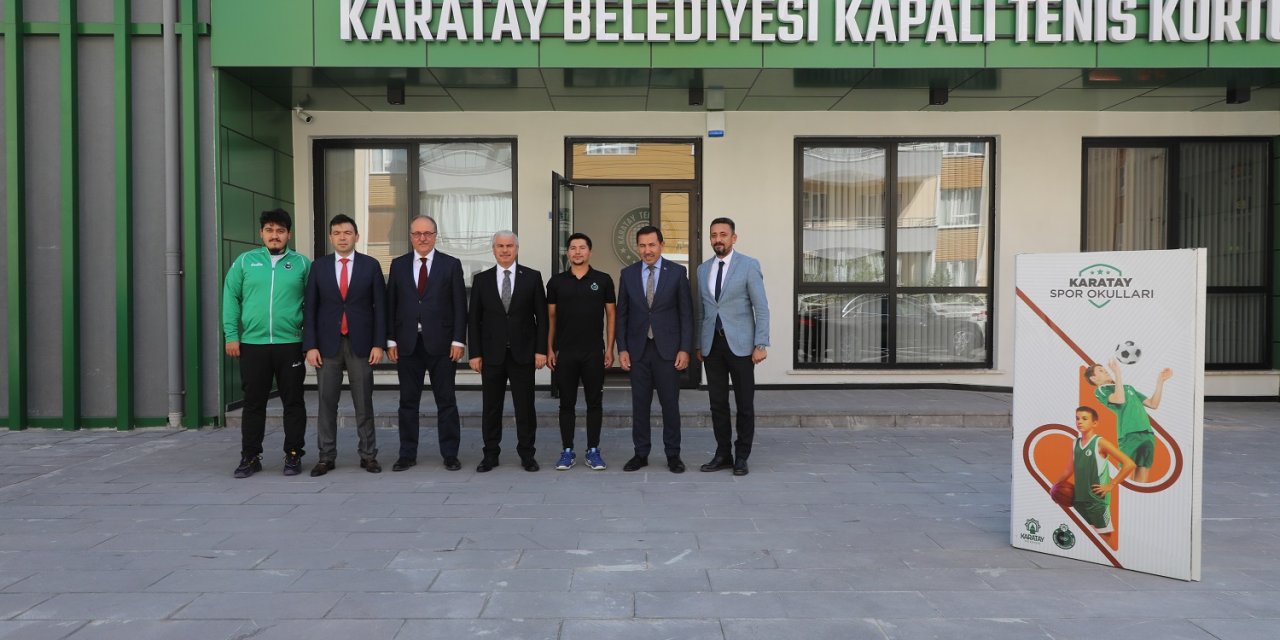 Vali Akın ve Başkan Kılca Karatay Tenis Kortu’nu ziyaret etti