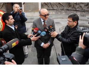 Gazetecilerin De Umudu Yeni Anayasa