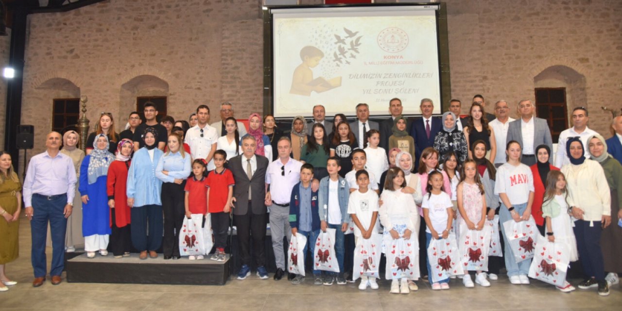 'Dilimizin Zenginlikleri' şenliği ilgi gördü