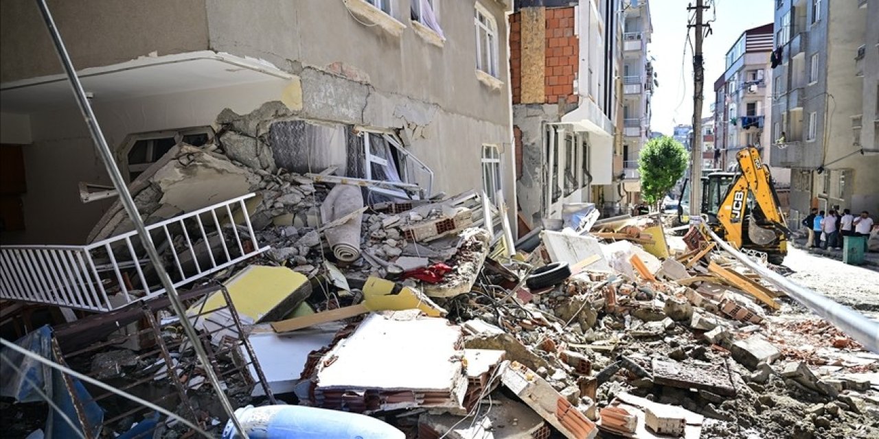 Yeni bina 15 yıl içinde yıkılırsa denetçisine yaptırım