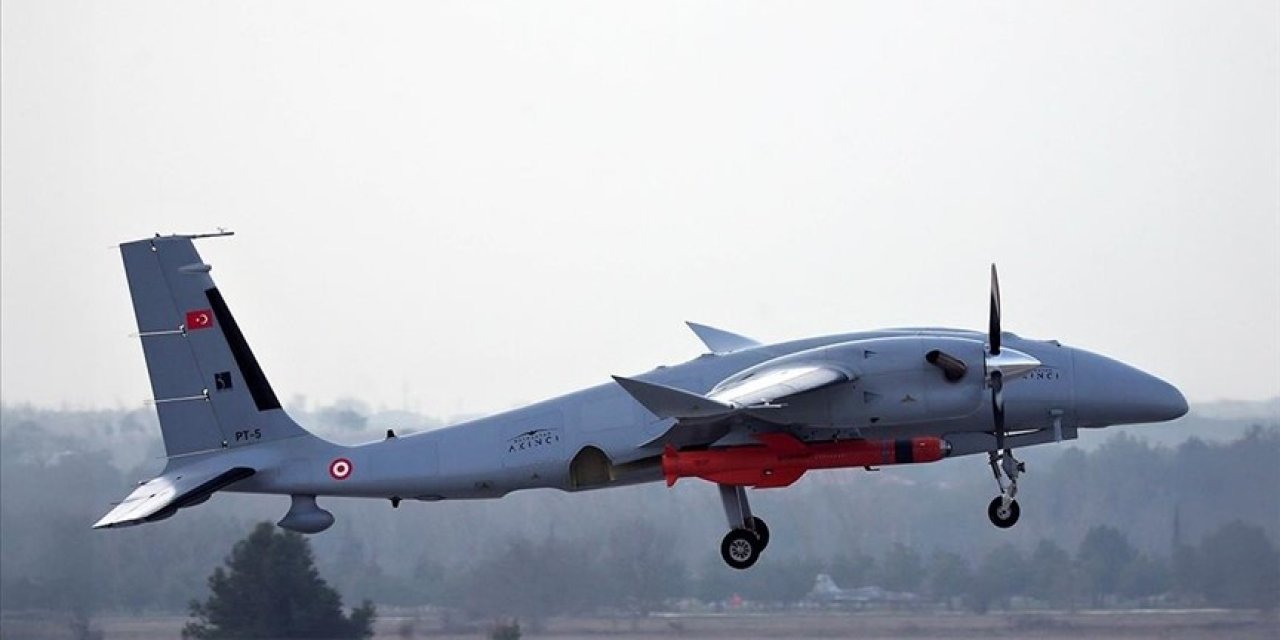 Bayraktar Akıncı'dan tam isabetli otonom atış