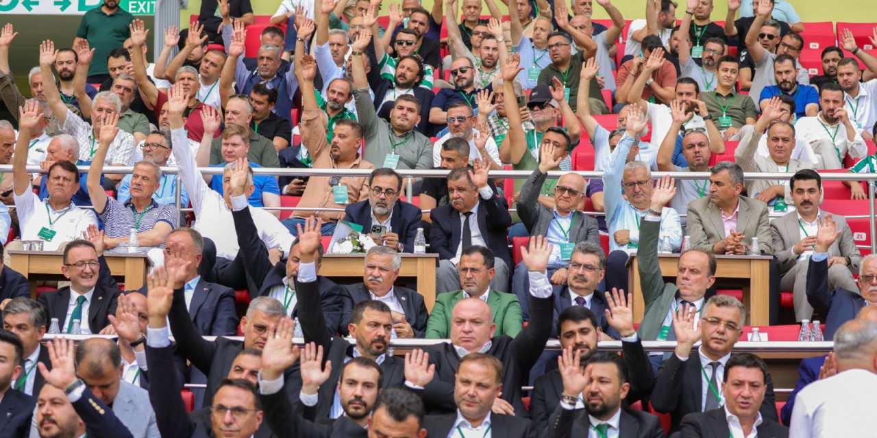 Konyaspor'da yönetici sayısı arttı aidatlar yükseltildi
