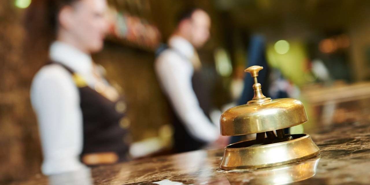 Hizmet üretim endeksi aylık bazda düştü