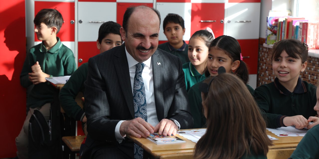 Altay'dan karne alan öğrencilere tebrik