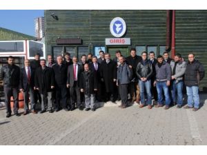 Vali Yazıcı Ve Başkan Başer, İlde Görev Yapan Gazetecilerle Bir Araya Geldi