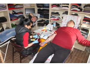 Sevgi Çemberi’nden Kan Bağışı Kampanyası