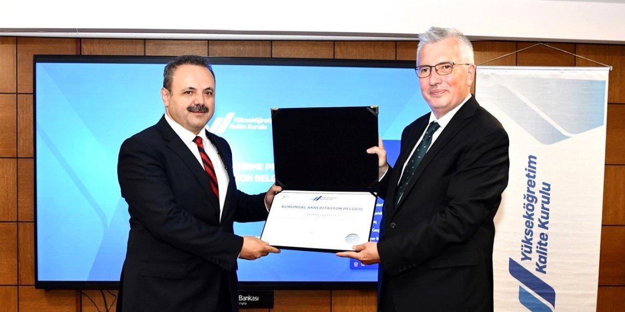 Bir üniversite daha kurumsal akreditasyon belgesini aldı