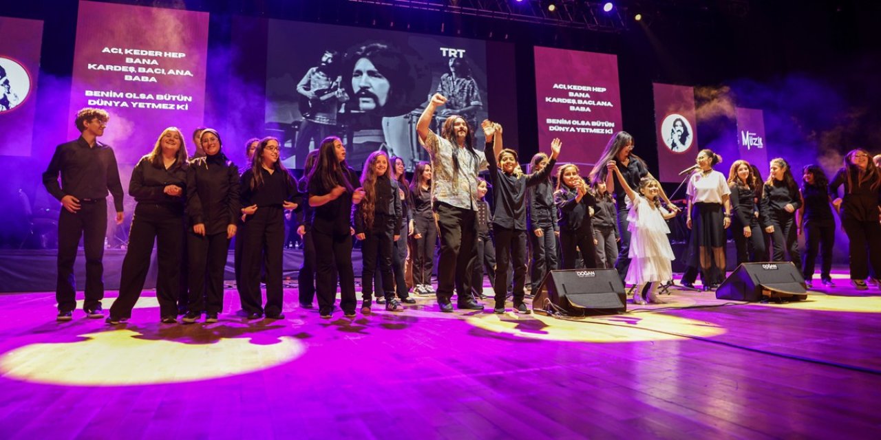 Selçuklu'dan Barış Manço'ya vefa