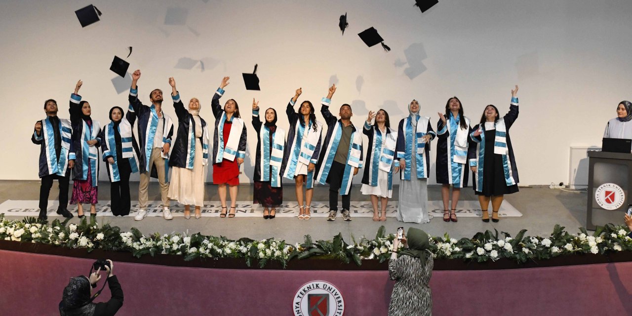 KTÜN'de mezuniyet coşkusu