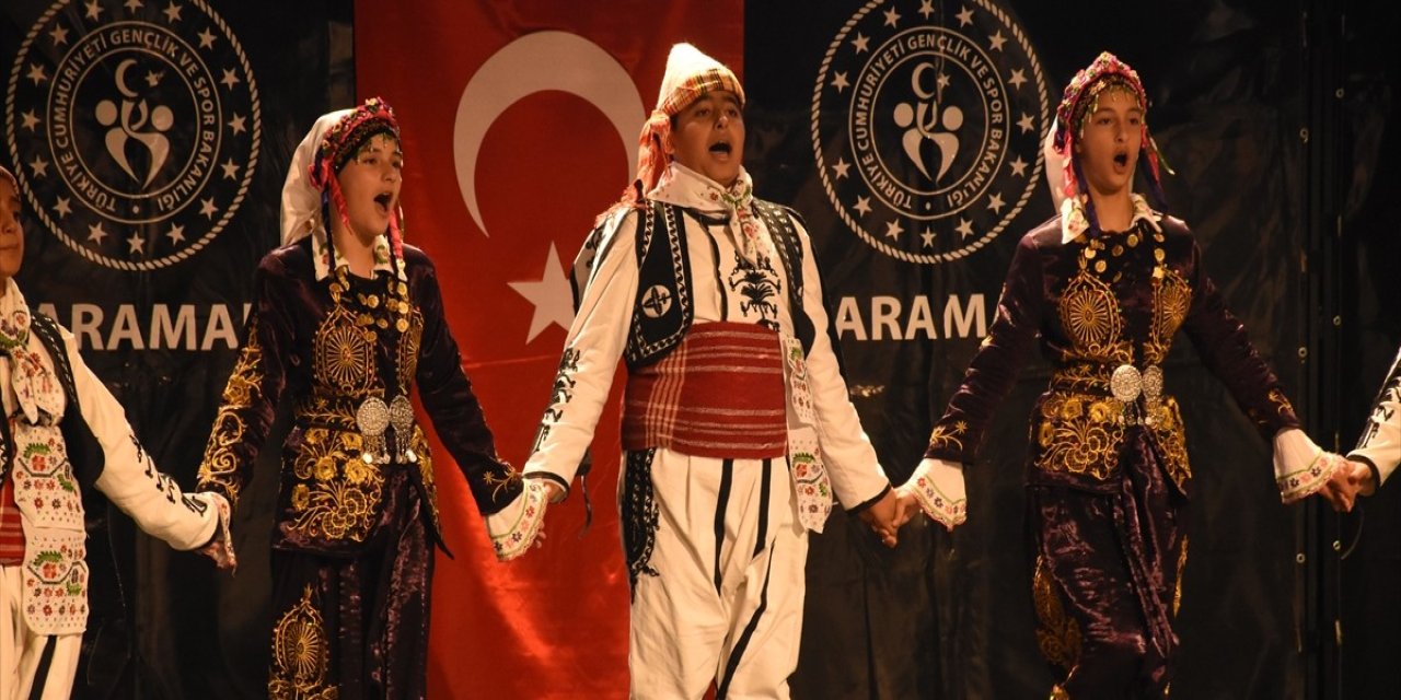 Halk oyunları yarışması büyük ilgi gördü