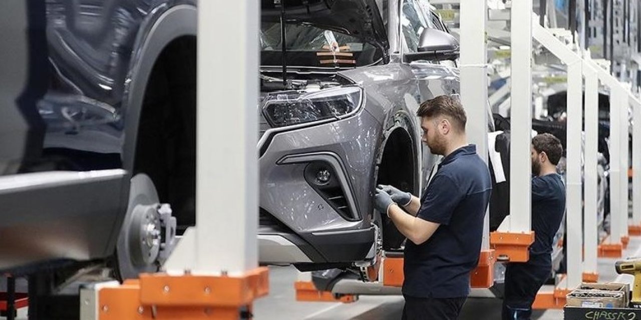 1 yılda sanayi ürünlerinden 18,8 trilyon liralık satış