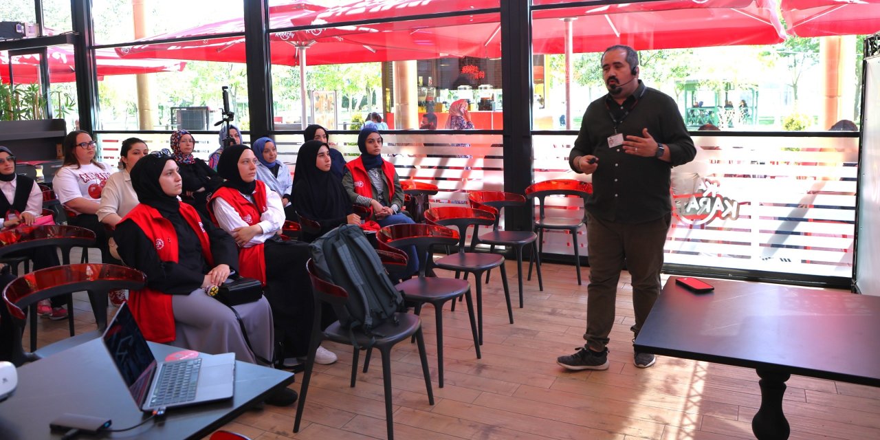 KTO Karatay'dan 'yapay zeka' konferansı