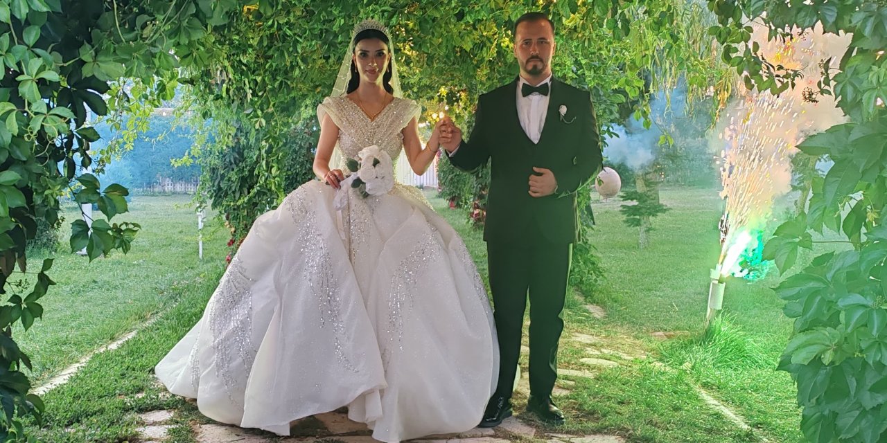 Bahriye ile Yunus Emre mutluluğa 'evet' dedi