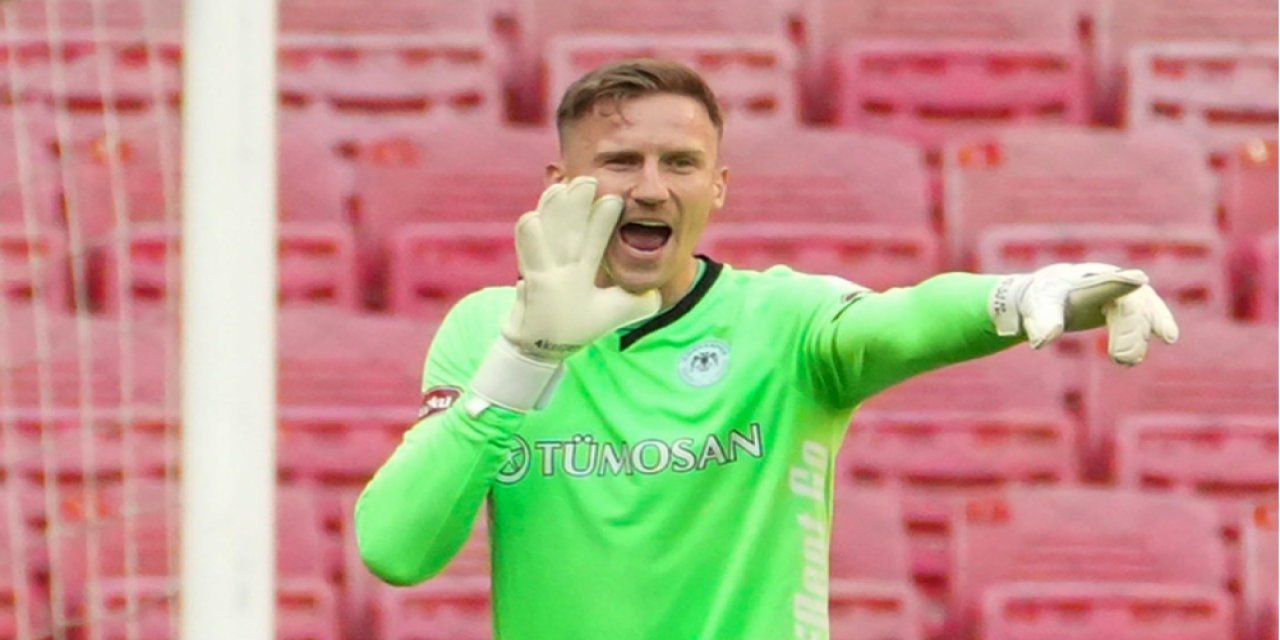 Konyaspor Jakup Slowik ile vedalaştı