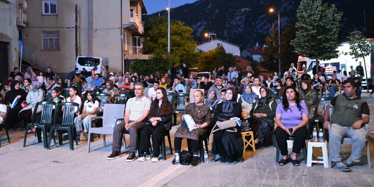 Büyükşehir'den 101 mahallede sinema günleri