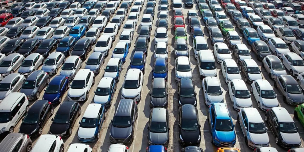 Otomobil pazarı 6 ayda yüzde 5,1 büyüdü
