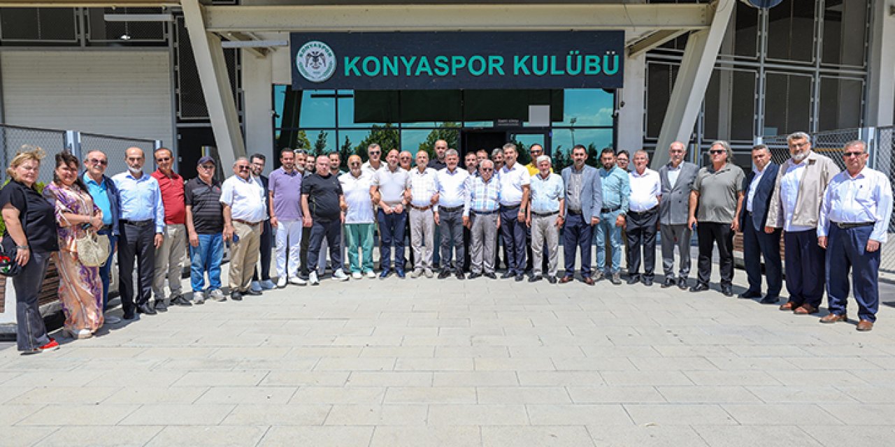 'Konya Eşrafı' Başkan Ömer Atiker'i ziyaret etti