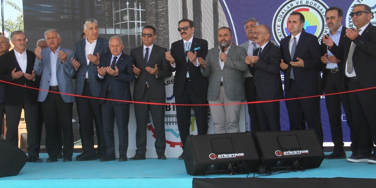 Hisarcıklıoğlu, Konya'da temel attı