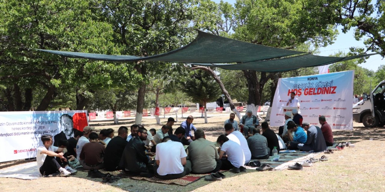 ‘Dava aynı sofrada omuz omuza oturabilmektir’