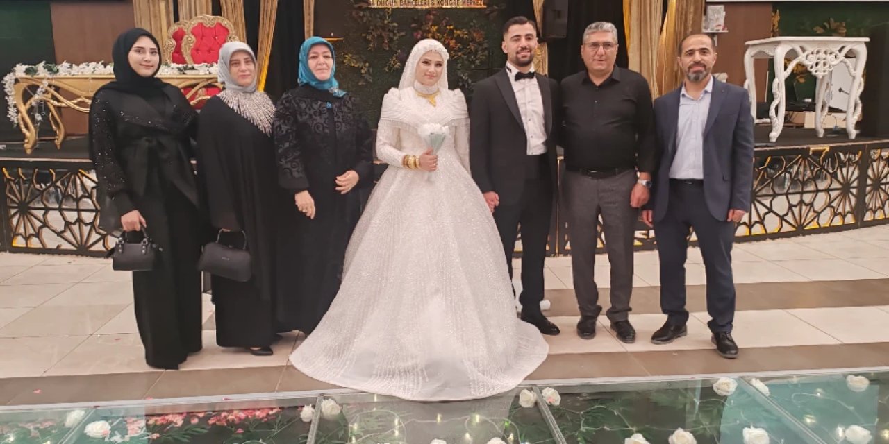 Şeyma ile Enes evlendi