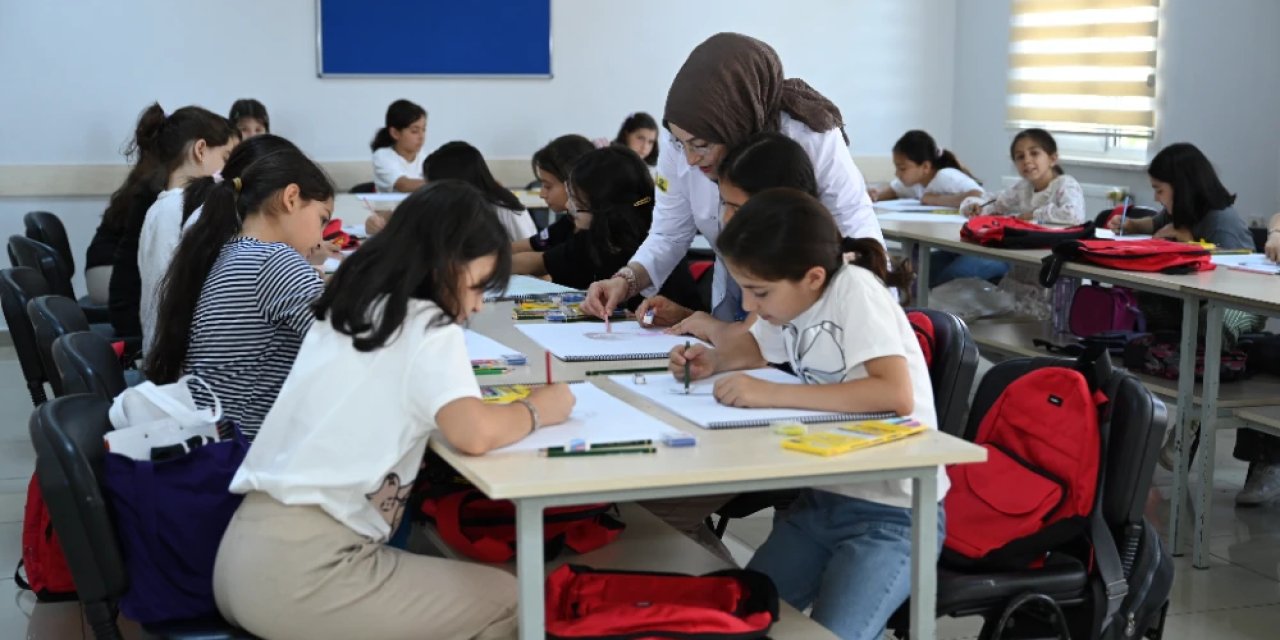 Genç KOMEK Yaz Okulu heyecanı başladı