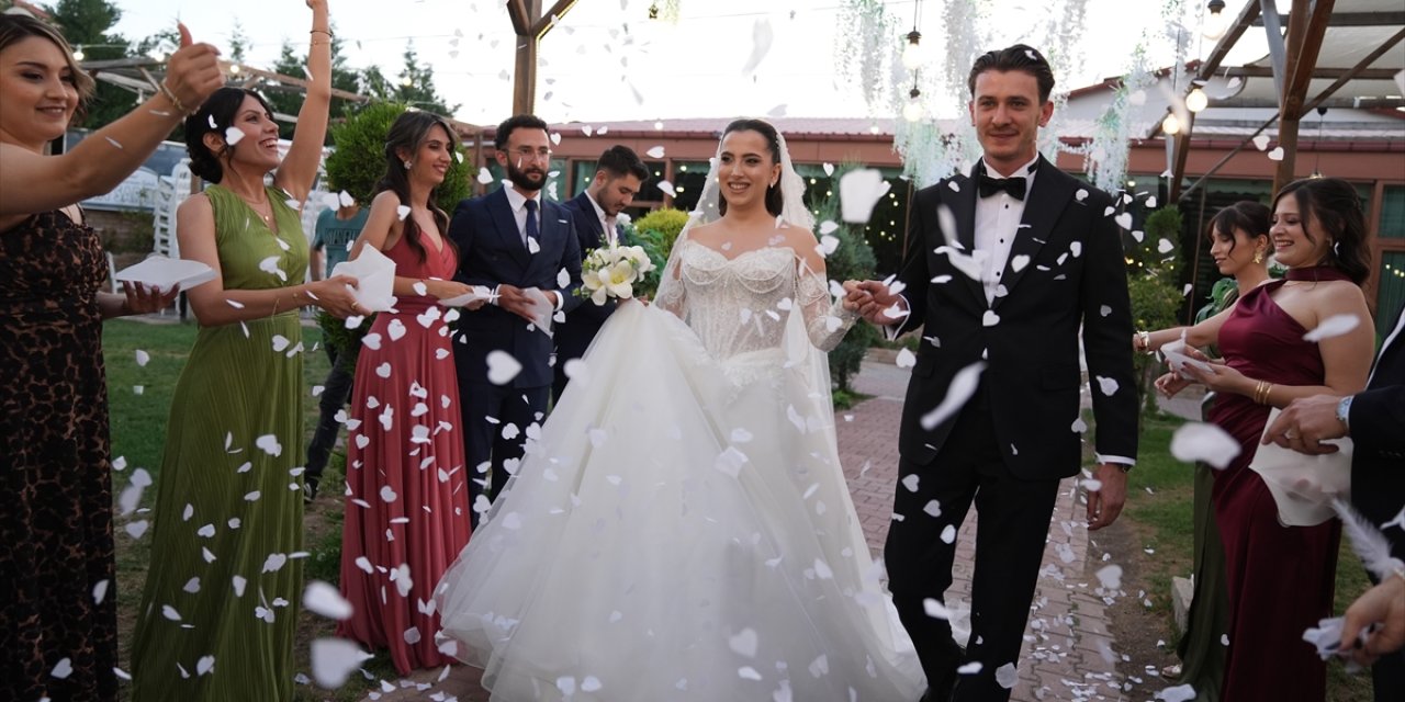 Ahmet Serdar Eser ve Zehra Tekeci’nin mutlu günü