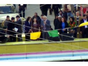 Türk: Yanlış Yaptığımızda Bizi Uyarın