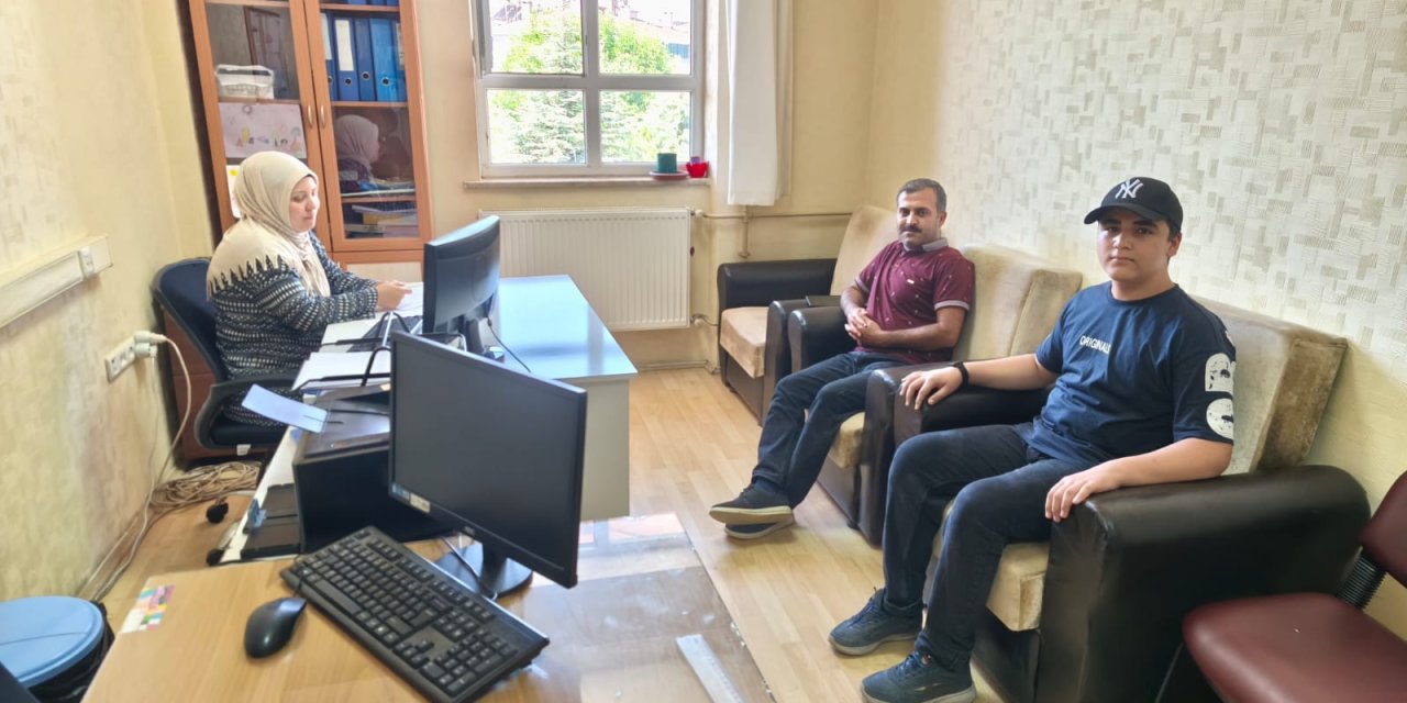 Okullar LGS tercih sürecinde öğrencilerin yanında